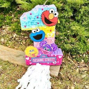 Sesame Street Colorful Number 1 Pinata